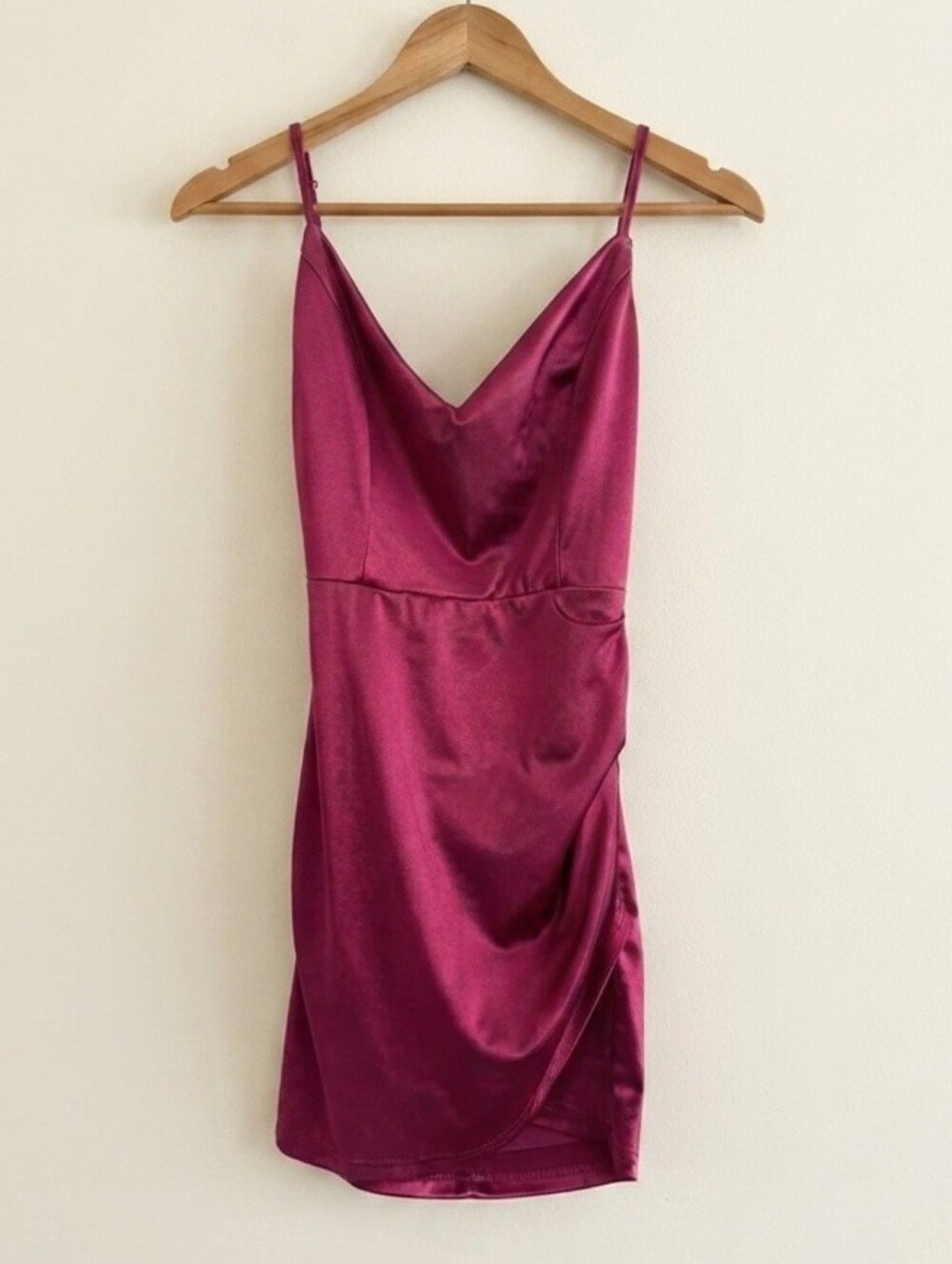 Windsor Tulip Hem Mini Dress Open Back Size Small